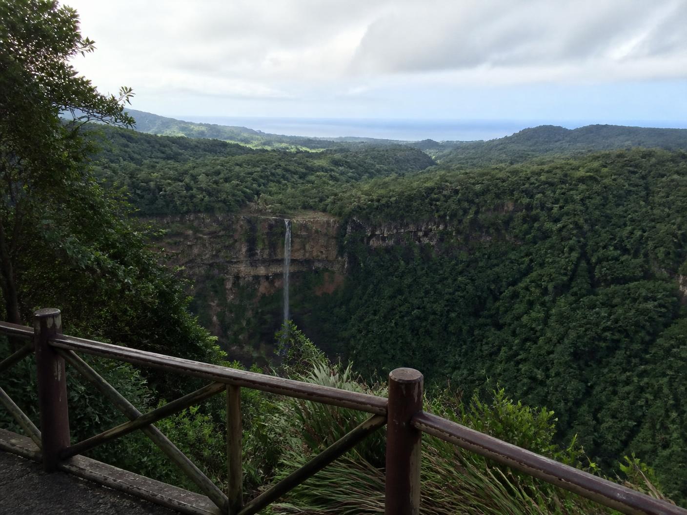 Alexandra Falls viewpoint